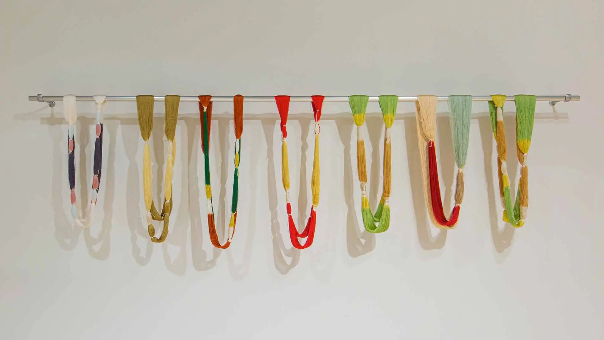くみひも　The Essence of Japanese Braiding KUMIHIMO: The Art of Japanese Silk Braiding by DOMYO』展