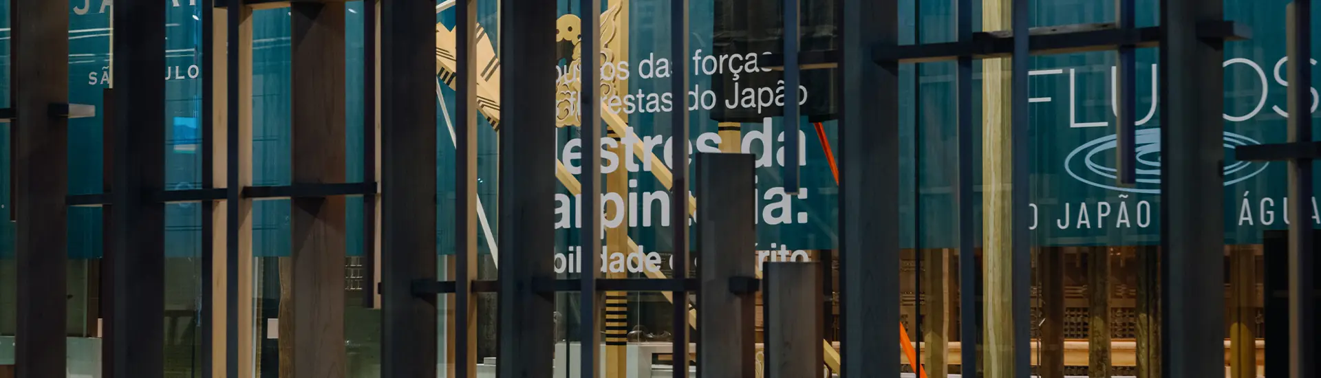  Exposições em outros idiomas